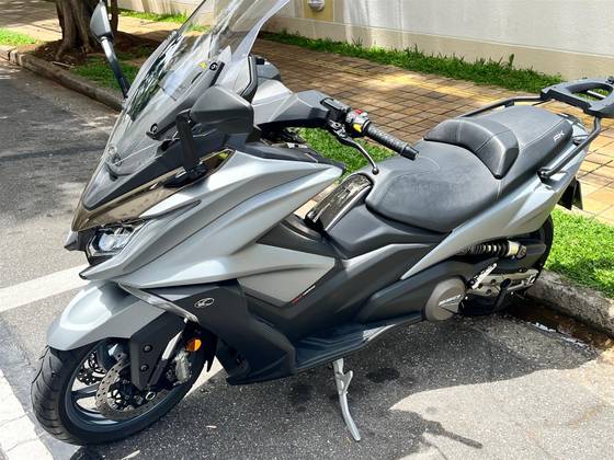 KYMCO AK 550i 